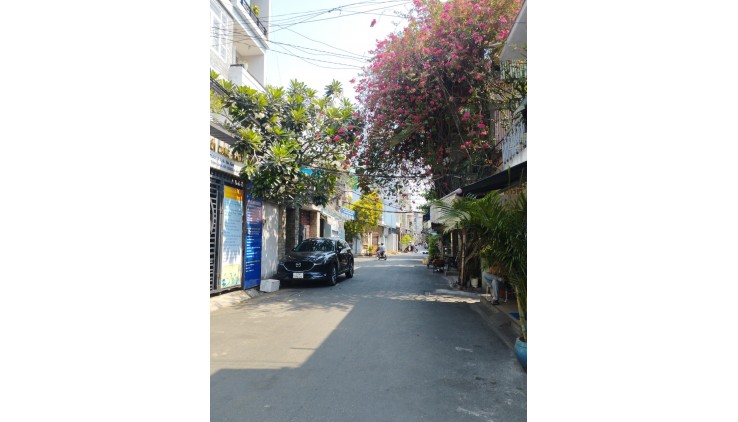 Nhà mới  Khu Tô Hiệu - Hòa Bình 4x15m2  - HXH - 4 tầng Mới ở liền